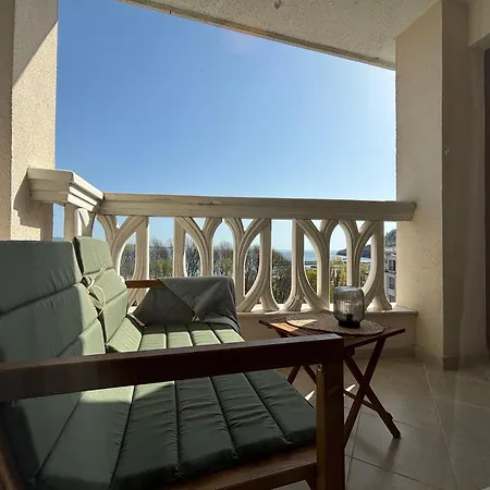 Blue Horizon Apartament *