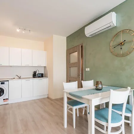 Blue Horizon By Linas Apartment